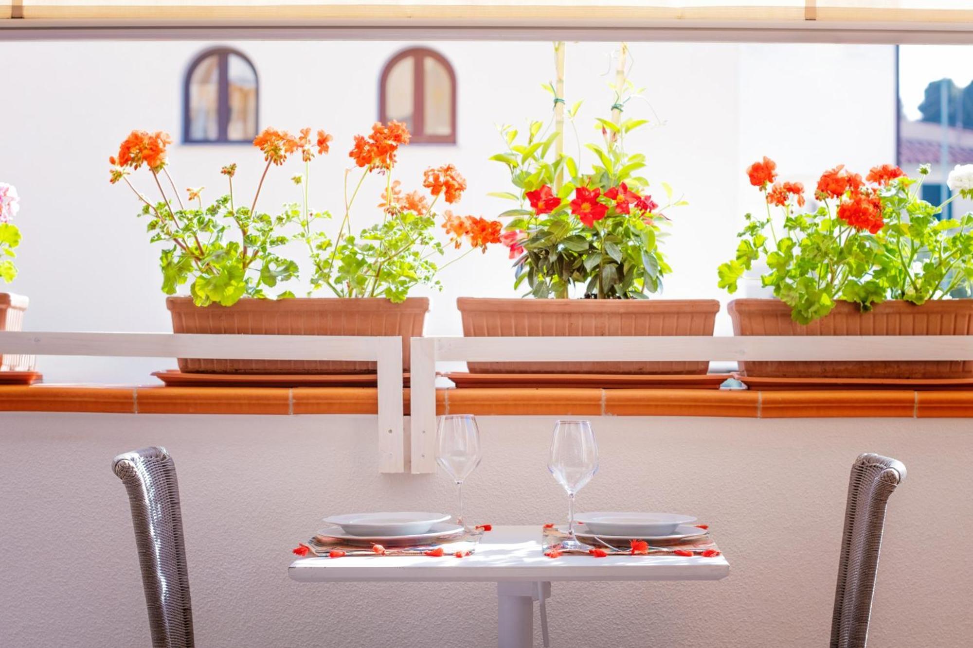 Orosei Home Holidays - I Fiori Eksteriør bilde